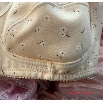 Melltartó, teljes kosár, csipke, fő anyag Nylon, bélés pamut, kosár típus nyúlfül, formátlan kosár, vállpánt nélkül, gyűrő hatás