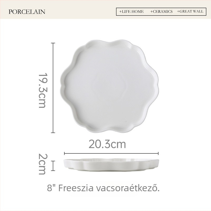 Porcelánból készült lapos tálakból álló készlet csipke-szegéllyel, modern minimalist design, mikrohullámú sütőbe használható, alglazúros szín