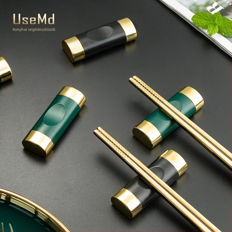 Szállodai asztalhoz készített chopsticks tartó – műanyag, elektroplatírozott felület, Graceful Emperor márka, logóval testreszabható, OPP csomagolás