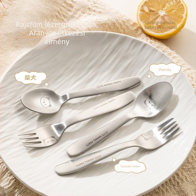 Gyerekeknek szóló kanál, rozsdamentes acél, panda dizájn, tükrös felülettel