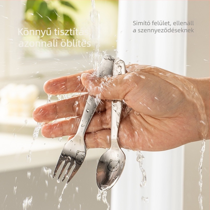 Gyerekeknek szóló kanál, rozsdamentes acél, panda dizájn, tükrös felülettel