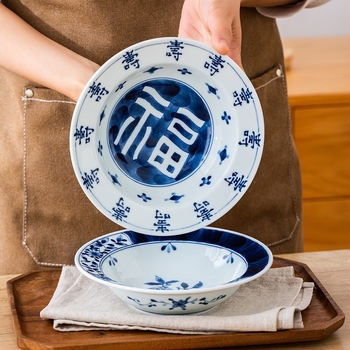 Lan Lin Tang porcelán kerek tányér virágmintával és underglaze