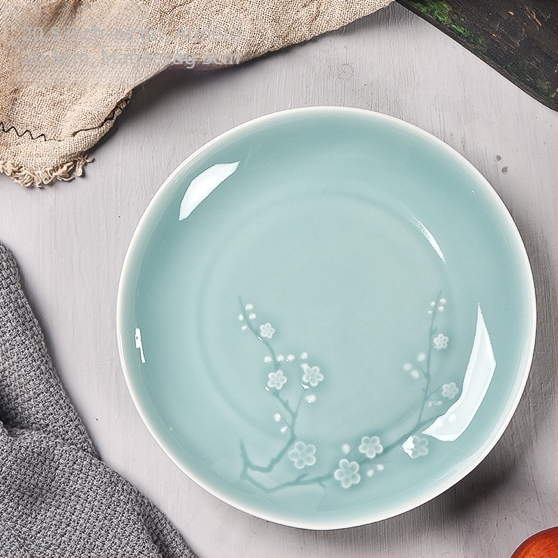Celadon porcelán vacsora tál virágmintával, kör formájú, mikróban használható