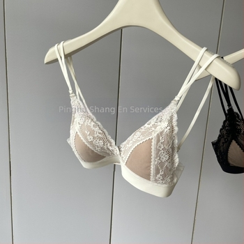 Francia stílusú melltartó eyelash csipkéből, könnyű és kényelmes, merevítő nélkül, vékony kosarakkal, dupla vállpántokkal, gyönyörű hátsó dizájn