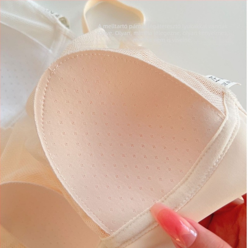 Francia-stílusú csipkés bralette kristálykosaras, beépített bélés, állítható vékony vállpántok, szexi dekoltázs