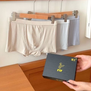 3 darabos Modal férfi boxer briefs, antibakteriális, kényelmes, lélegző, izzadság-elvezető, varrásmentes, magas rugalmasságú.