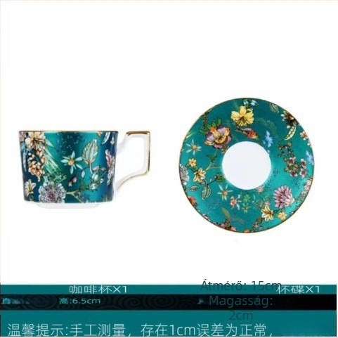 Jun Porcelán csontporcelán négy darabos étkészlet, kerek forma, virágmintázat, mikrohullámú sütőbe tehető