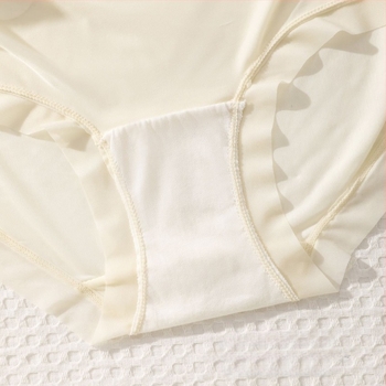 7A antibakteriális női ice silk alsónemű, varrás nélküli, középmagas derék, megnövelt ágyék, pamut betéttel, plusz méret