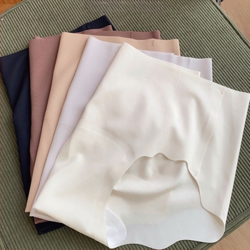 Női nylon alsó antibakteriális mulberry selyem béléssel, hosszított ágyék rész, plusz méret, háromszög alakú fehérnemű jóga és sport