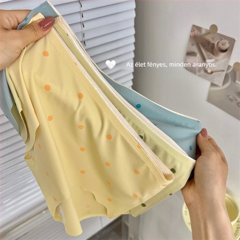 Női alsónemű ice silk anyagból pöttyös mintával, pamut betét a gátnál, egy darabból, lélegző, plusz méret