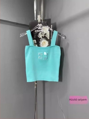 Slim koreai stílusú pántos felső, 3D mintával, Ice Silk viszkóz anyagból