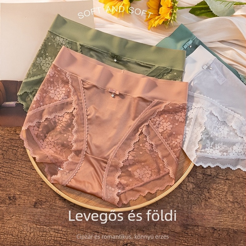 Női csipkés bugyi nylon anyagból, pamut belsővel a szeméremrészben, középmagas derekú, légáteresztő, szatén felület