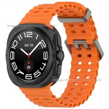 Szilikon óraszíj Samsung Galaxy Watch7 Ultra‑hoz – csapzár, testreszabható interfész méret, súly kb. 27 g
