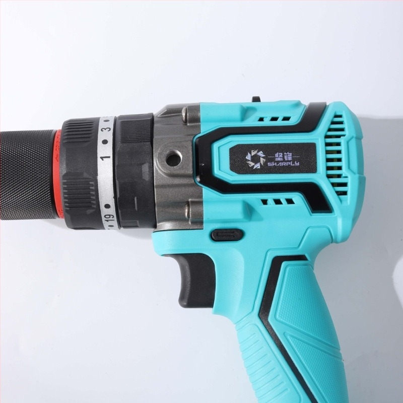 21V Akkumulátoros fúró brushless motorral, több sebesség, pisztolymarkolatú, univerzális tokmány