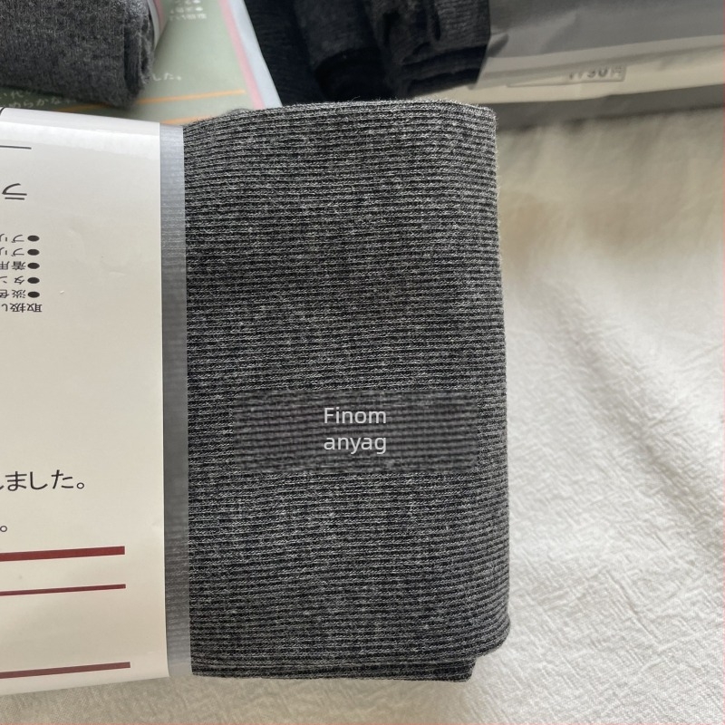Japán stílusú pamut leggings önmelegítő funkcióval, bordázott kötés, mikronyomás illeszkedés, frottírszövet bélés, csíkos mintázat