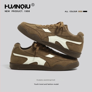 Férfi sportos-casual cipő, felsőrész műbőr és textil, PVC talp, fűzővel záródó, magasságot növelő 3–5 cm