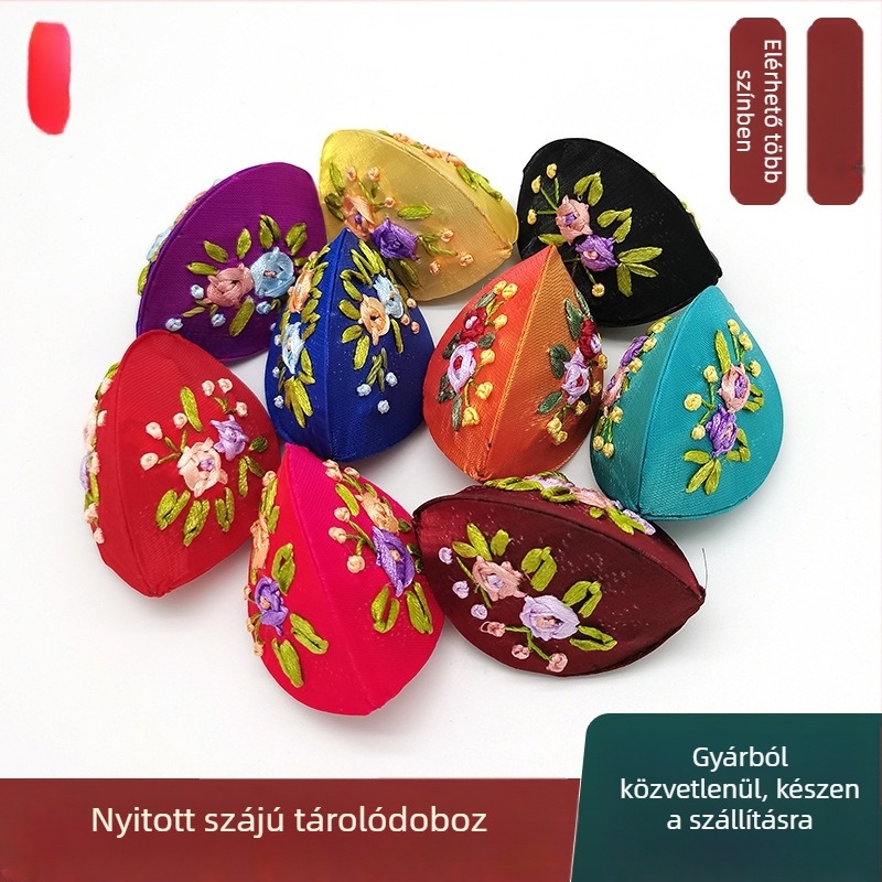 Ékszerdoboz gyűrűknek etnikus retro textilekkel és hímzett szalag részletekkel; kemény tokkal, modell 009, Sanbao brocade.