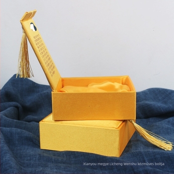 Xianyou-i karkötődoboz, papír/karton anyagú csomagolásban, csomagolás típusa: Packing Box, használat: karkötő zsinór csomagolásához, márka: Mr. Wen Wooden Pavilion (Origin: Xianyou; Material: Paper/Cardboard; Packaging: Packing Box; Use: Handstring packagi