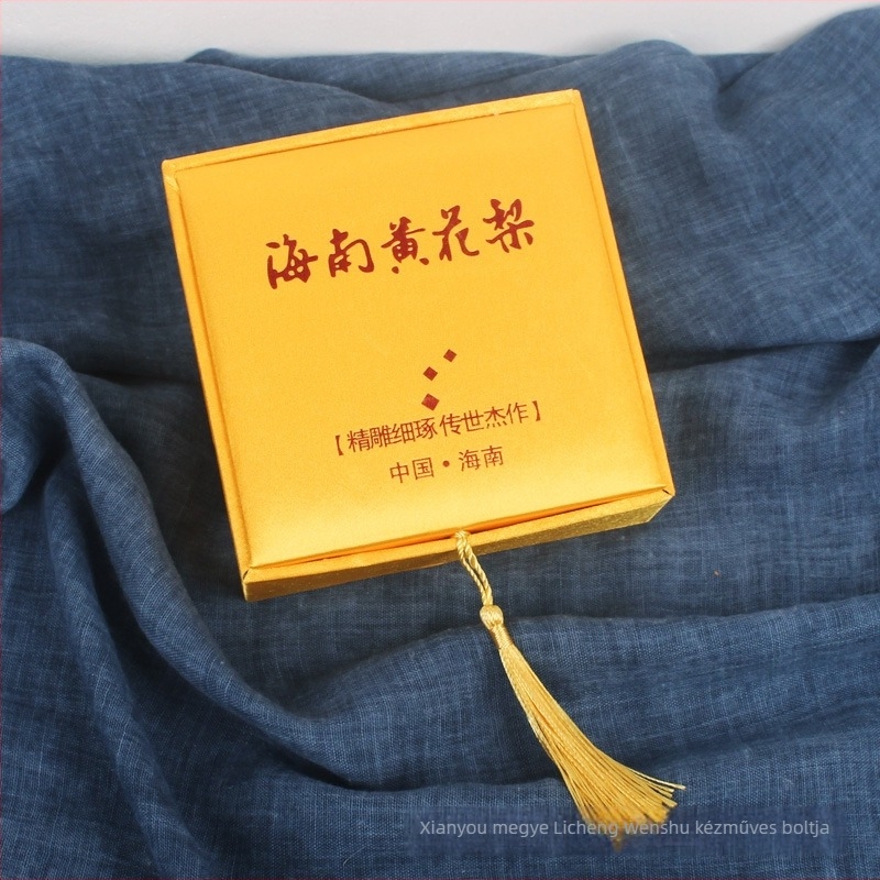Xianyou-i karkötődoboz, papír/karton anyagú csomagolásban, csomagolás típusa: Packing Box, használat: karkötő zsinór csomagolásához, márka: Mr. Wen Wooden Pavilion (Origin: Xianyou; Material: Paper/Cardboard; Packaging: Packing Box; Use: Handstring packagi