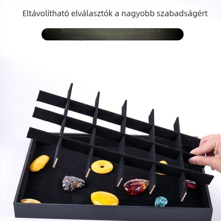Ékszertálca szervező gyűrűk, nyakláncok, karkötők és fülbevalók számára; flanel felület, egyszerű stílus, merev kivitel