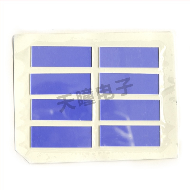 Ultra-narrowband UV szűrő, középponti hullámhossz 465 nm, sávszélesség 10 nm, transzmisszió ≥94%, OD4-OD5