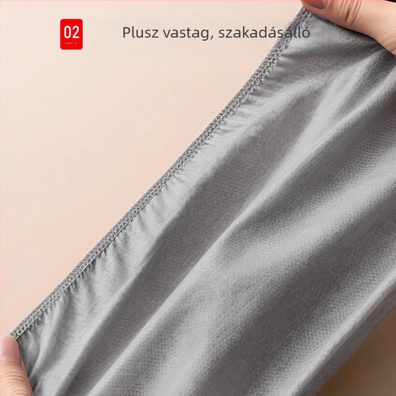 Egyszer használatos cipővédők otthoni beltéri használatra, nem szőtt anyagból, 300-400 g vastagság, egy méret, logó nyomtatás elérhető