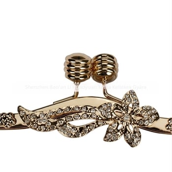 Aranyfényű ívelt menetes fogantyú DIY táskákhoz csavarokkal