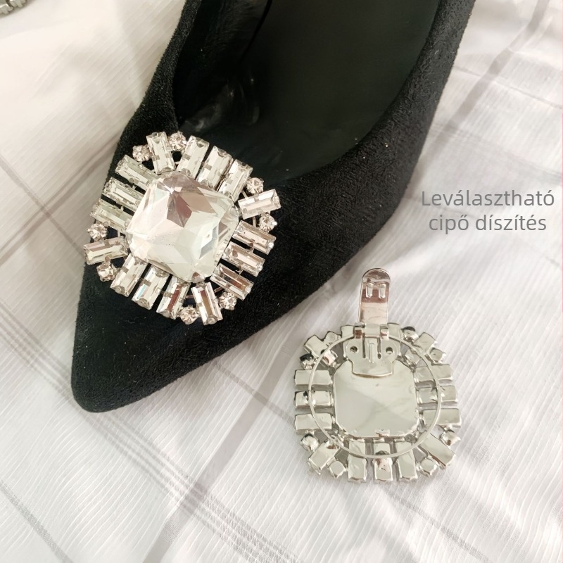Eltávolítható négyszögletes rhinestone cipőorr-dísz fém csattal — Modell Mxl, Márka LXM, Valódi bőr, Eredeti dizájn; illeszkedik tornacipőkhöz, bőrs cipőkhöz, csizmákhoz, szandálokhoz; minden évszak
