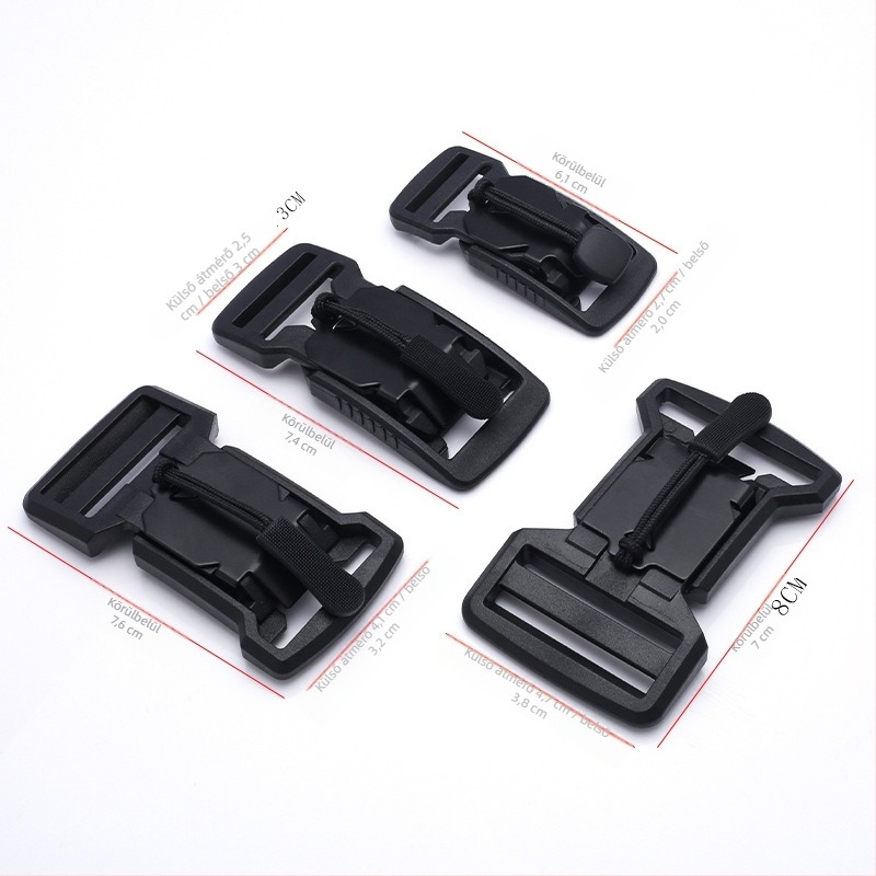 Fémes táskacsat – 2024 tavasz, kiegészítő a táskákhoz