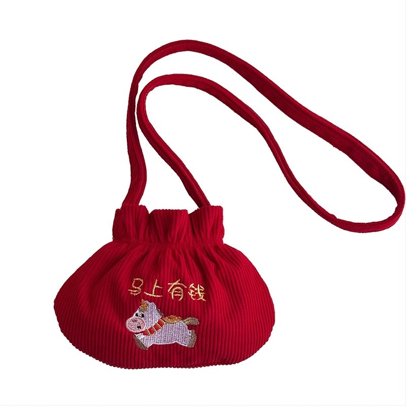 Crossbody táska szerencse motívummal, könnyű Oxford anyag, poliészter bélés, anime minta, modern és menő stílus