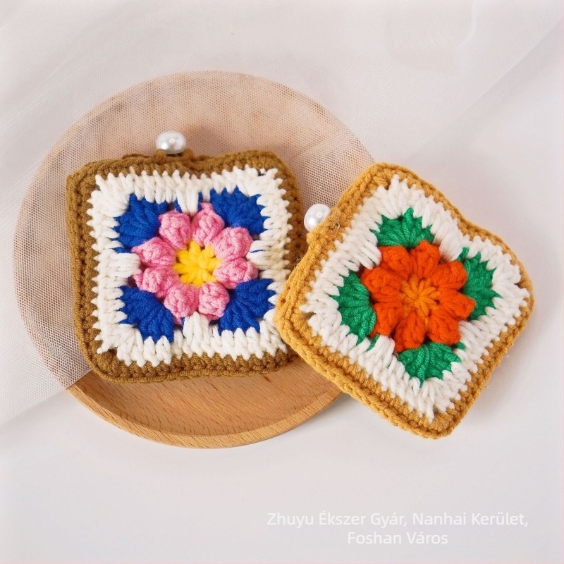 Plüss pénztárca virágos granny-square mintával, nőknek, friss és édes stílus – Meet Zhiyu