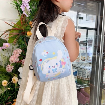 Uniszex gyerek hátizsák nylonból, karikatúra mintával – ultra-könnyű, légáteresztő, gerinnyvédő, óvodai használatra