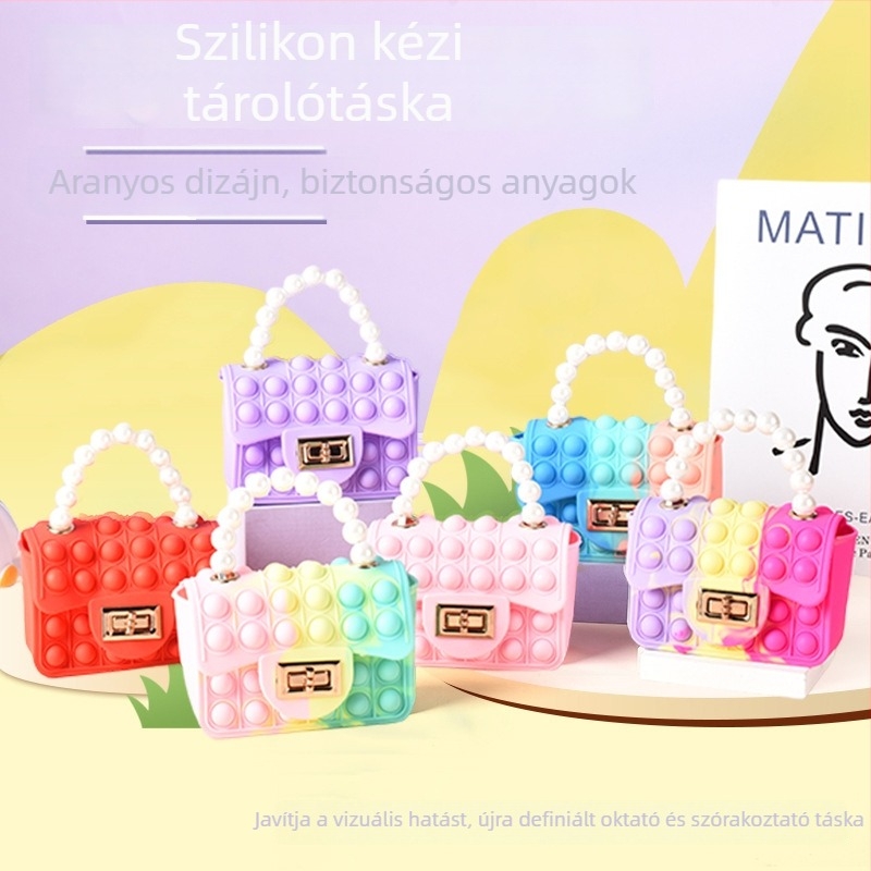 Gyerekeknek készült könnyű szív alakú szilikon pénztárca keresztpánttal és gyöngy lánccal