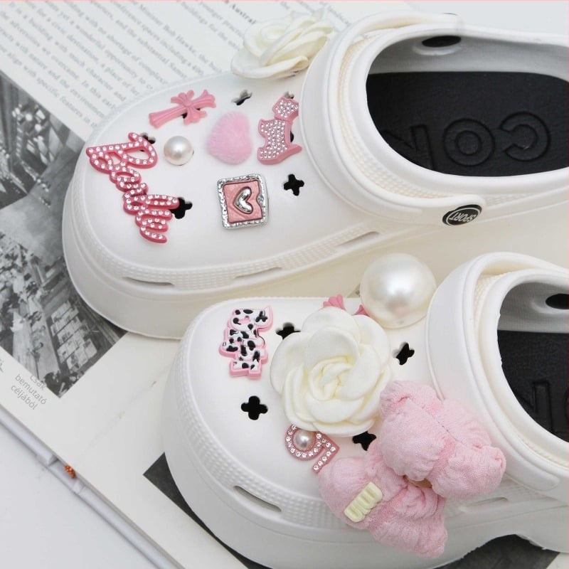 Crocs-stílusú virágos cipőklipsz készlet – pár luxus kiegészítő lányoknak, Chanel-stílusú cipőklipszek, DIY levehető