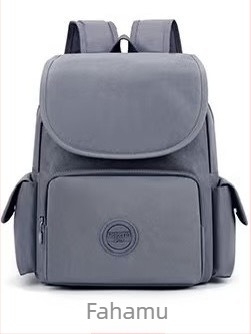 Nylon hátizsák K12671, kapacitás 20 L alatt, vízálló és kopásálló, légpárnás vállpántokkal, poliészter bélés