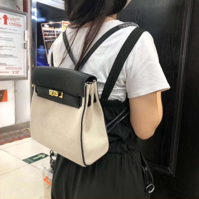 McKendall hátizsák első osztályú marhabőrből, Litchi grain textúra, kapacitás 20 L alatt, iPadhez kompatibilis, ergonómikus hátsó panel