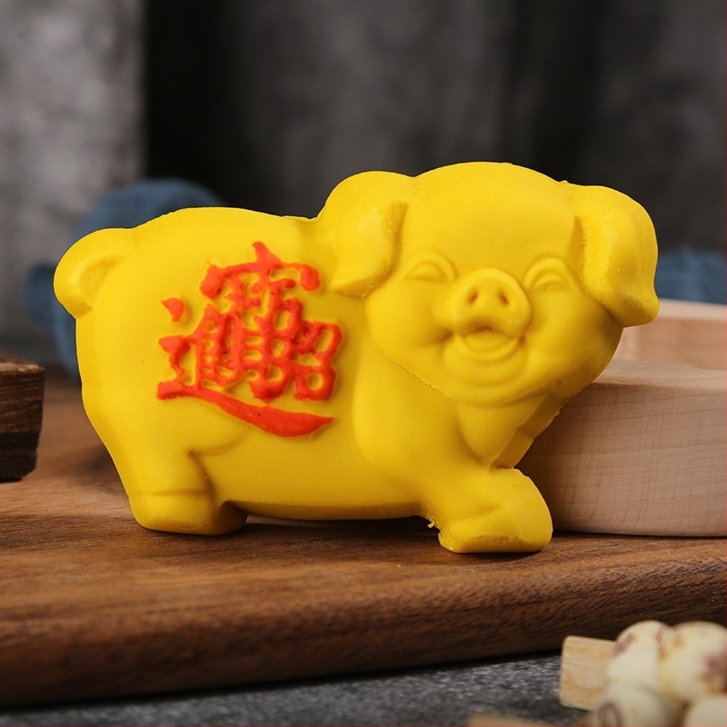 Fából készült, aszimmetrikus alakú sütőforma Moon Cakes-hez, süteményekhez és párolt kenyérhez – domborított relief, egyedi csomagolás 26×12 cm