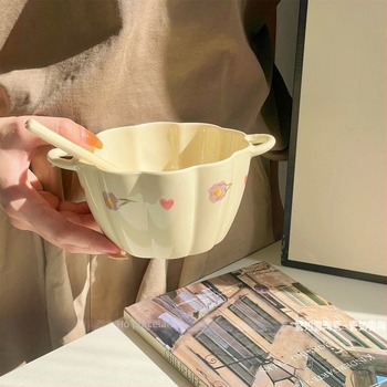 Két fogantyúval rendelkező krémes tökös levesestál, nagy kapacitású porcelánból, aranyos otthoni étkészlet