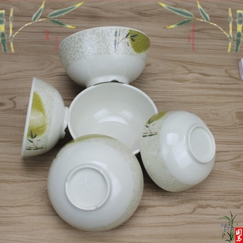 Melamin tál porcelán utánzat — kör alakú, virágos mintával, modern minimalista stílus, glazúrozott felület, ideális szállodai és étkezési használatra