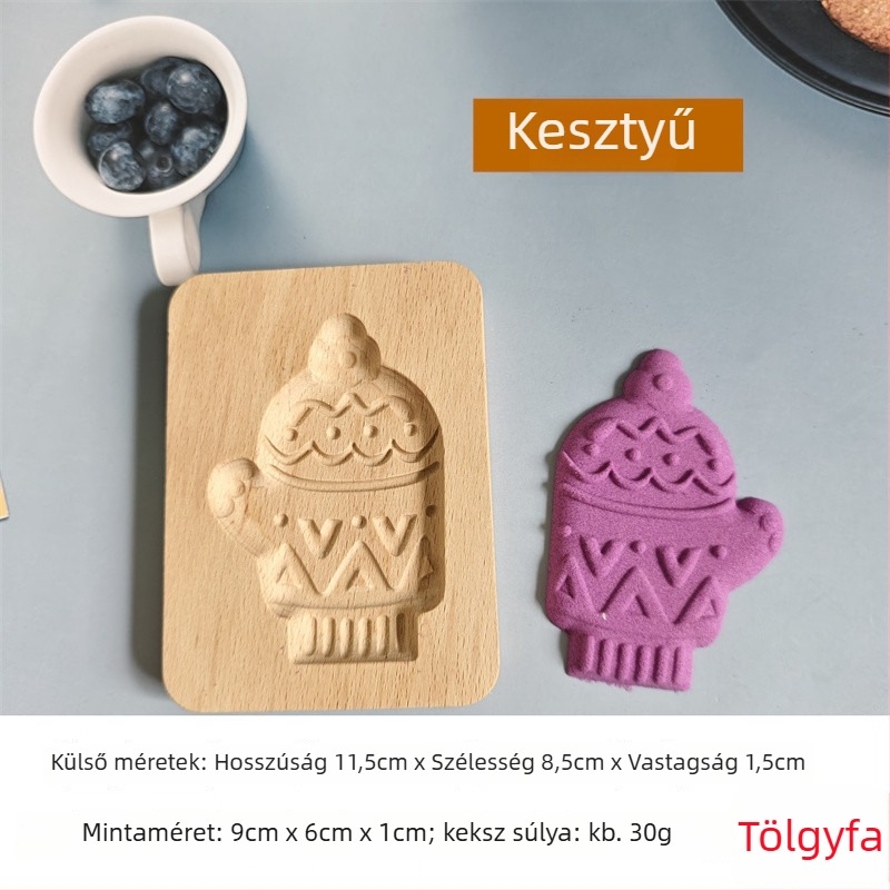 Sütemény- és pogácsagyártó forma – szabálytalan alakú, tömörfa, karácsonyi rajzfilm mintával