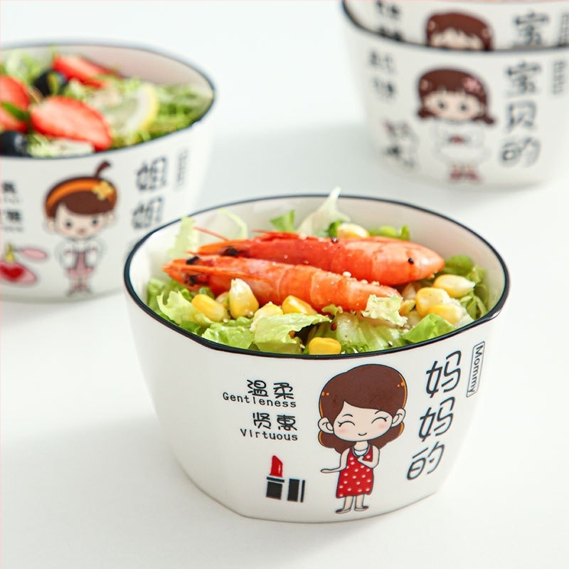 Négytagú család számára porcelán tálak készlet – Rajzolt minta, négyzetes forma, mikrohullámú sütőben használható