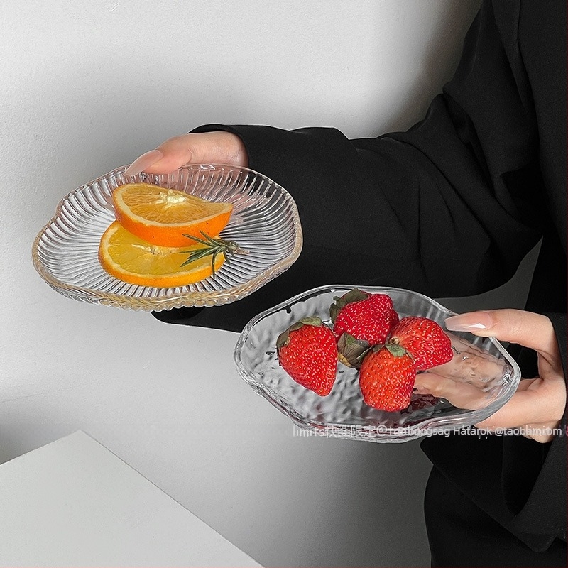 Szabálytalan felhő mintázatú üvegtányér – átlátszó gyümölcs- és nassoló tál, modern egyszerű stílus