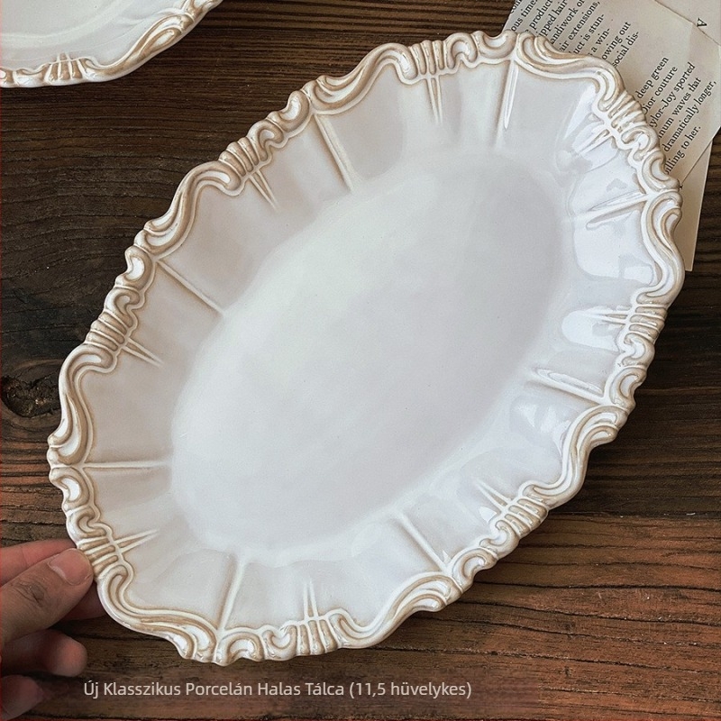 Porcelán tál neoklasszikus relieffel, egyszínű, retró stílus, mikrohullámú sütőben használható