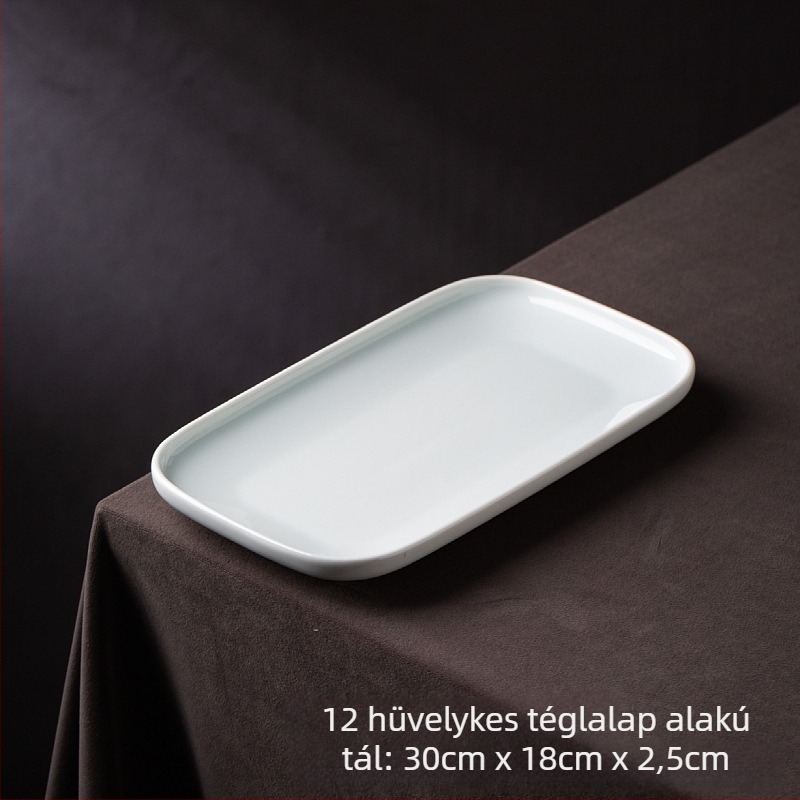Porcelán négyszögletes tányér, kínai stílusú edény, egyszínű minta