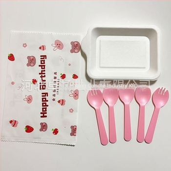 Egyszer használatos torta kés és villa és tálkészlet — műanyag, biológiailag lebomló, téglalap alakú, nyomtatott logóval, testreszabható