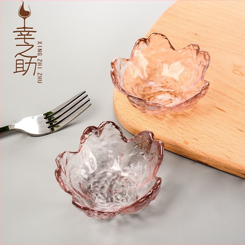 Japán stílusú üveg salátás tálak készlete sakura motívummal — kerek formájú, hőálló üveg