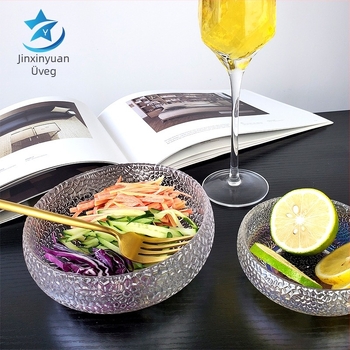 Japán stílusú üvegbowl kalapács textúrával desszertekhez, salátákhoz és hideg ételekhez; átlátszó, hőálló üveg, logó nyomtatás, testreszabás