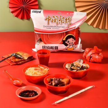 Egyszer használatos műanyag étkészlet kör alakú tálakkal és evőpálcikákkal, 8-10 főre, csomagolások 10/30/60