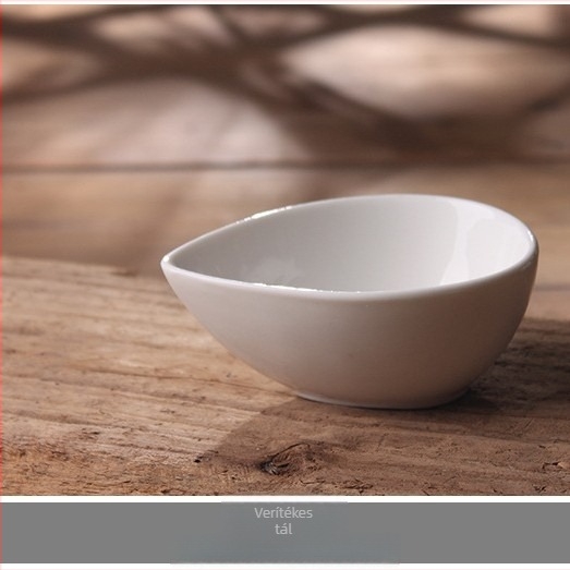 hegee porcelán mártásos tál, szabálytalan forma, modern minimalista stílus, mikrohullámú sütőben használható, logó nyomtatás és testreszabás elérhető