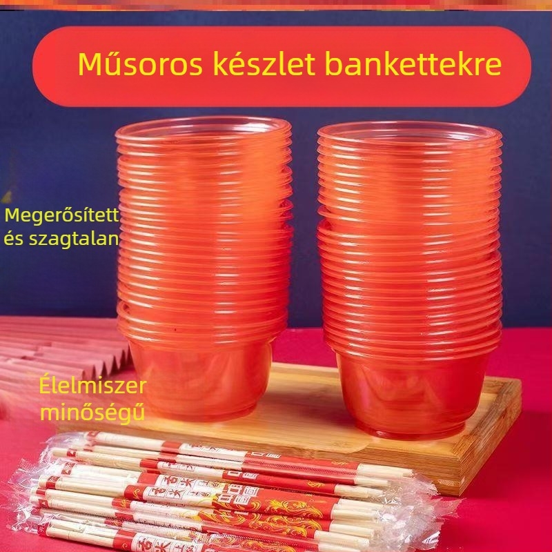 Vastagított egyszer használatos műanyag tál ünnepi díszítéssel, selyemvirág dekorációval ünnepi alkalmakkor — mikrohullámú sütőhöz nem alkalmas
